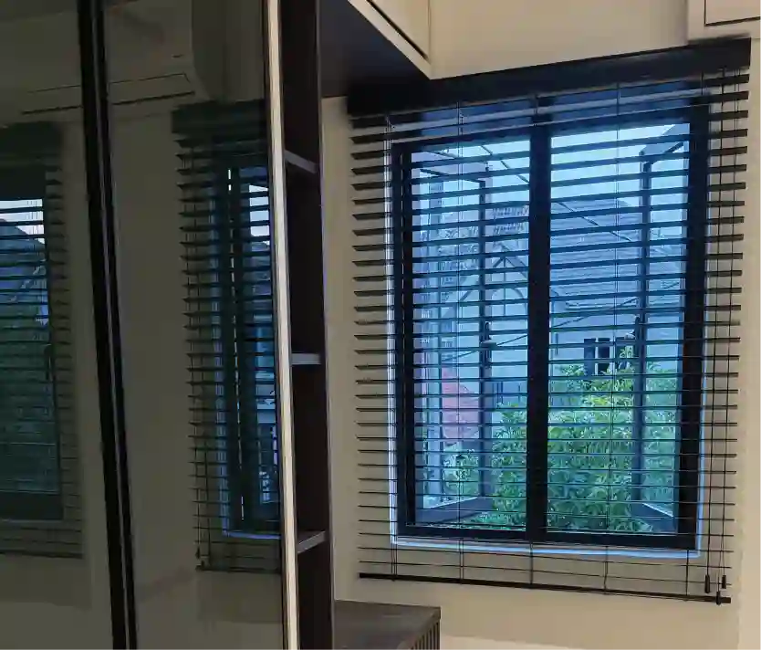 Ckool installer fitting window film on site